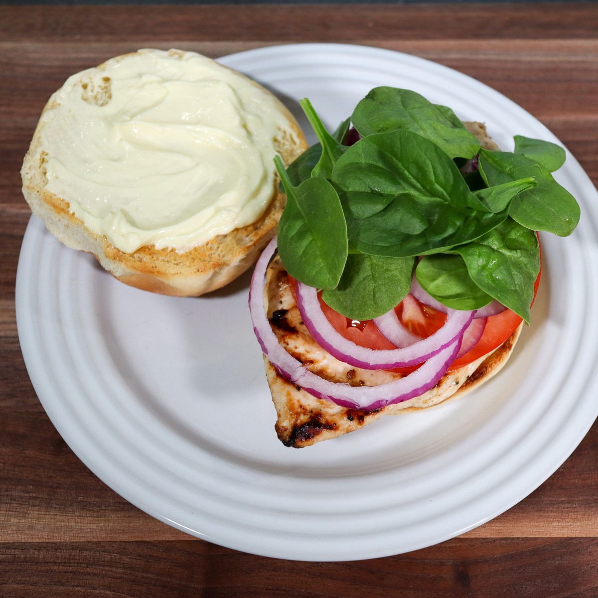 The healthy grilled chicken sandwich made without top bun on